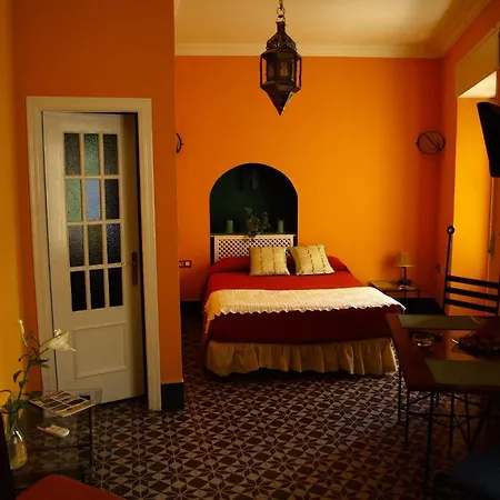 Hotel La Casa Amarilla