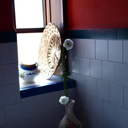 La Casa Amarilla Hotel